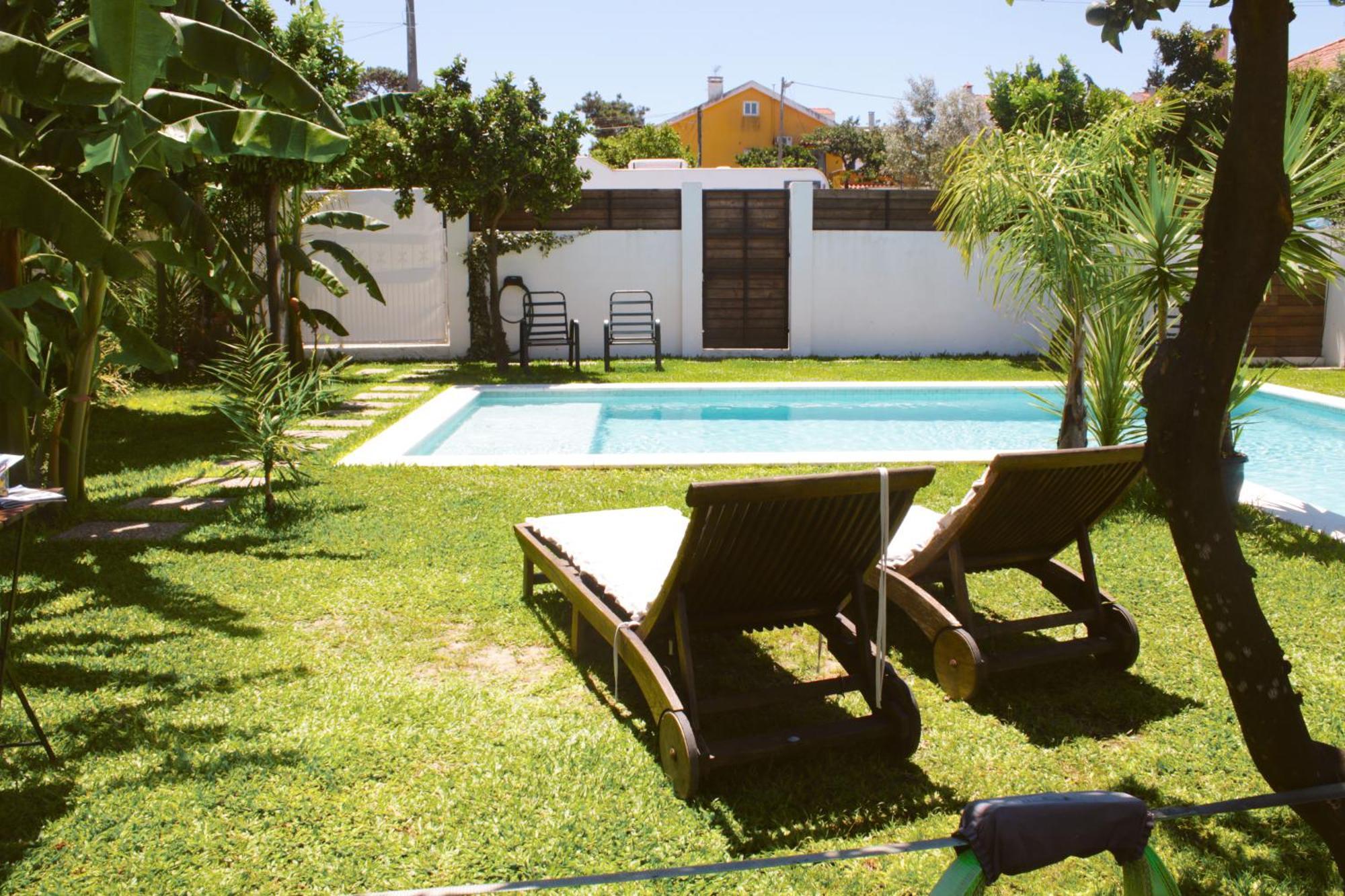 Vila Vale Guest House - Surf & Yoga ชาร์เนกา ภายนอก รูปภาพ