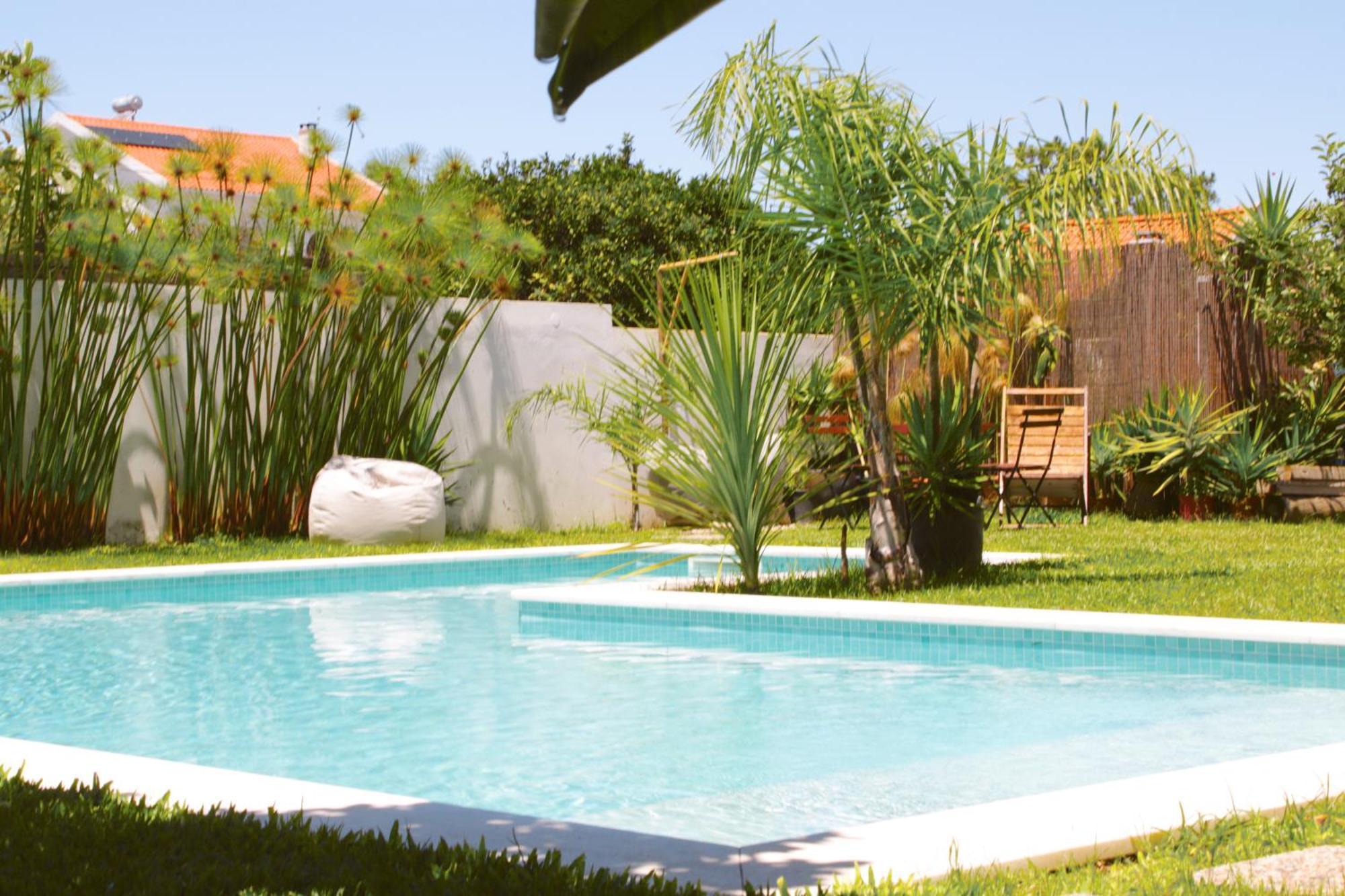 Vila Vale Guest House - Surf & Yoga ชาร์เนกา ภายนอก รูปภาพ