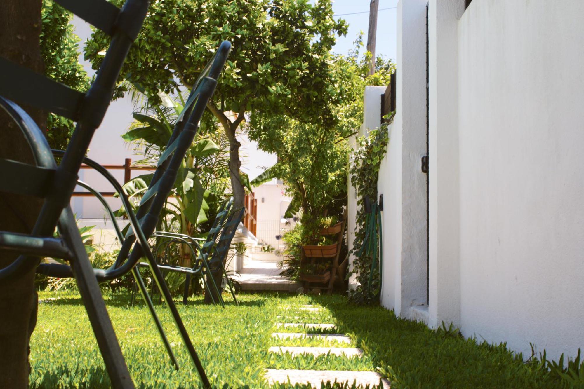 Vila Vale Guest House - Surf & Yoga ชาร์เนกา ภายนอก รูปภาพ